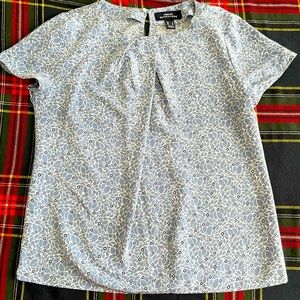 Lands' End Chase Stylish Business Apparel Blue Floral Top